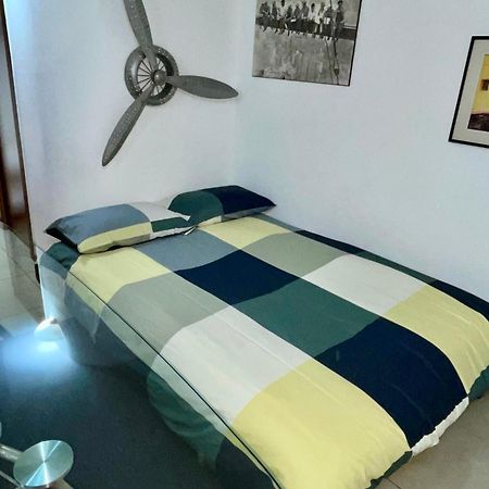 Azzurra Flat Bari Center Lägenhet Exteriör bild