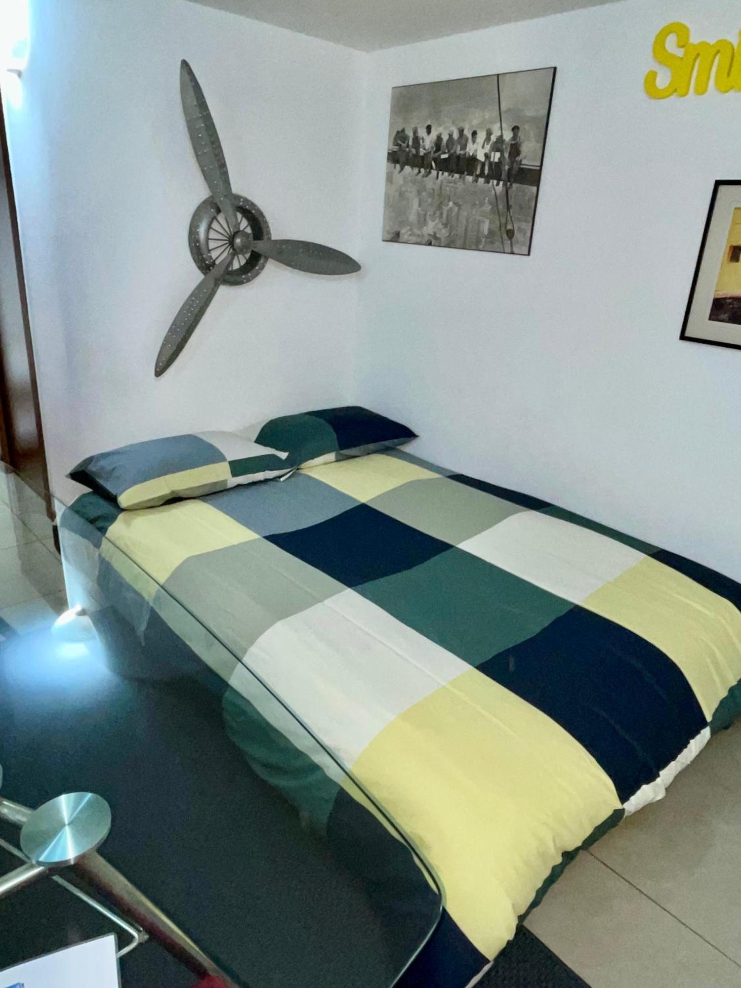 Azzurra Flat Bari Center Lägenhet Exteriör bild
